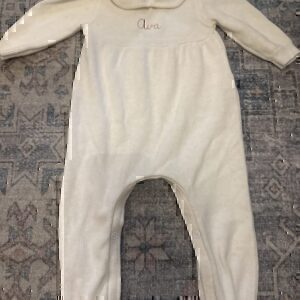 Ava | 6-months