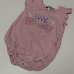 Livvy | 2T