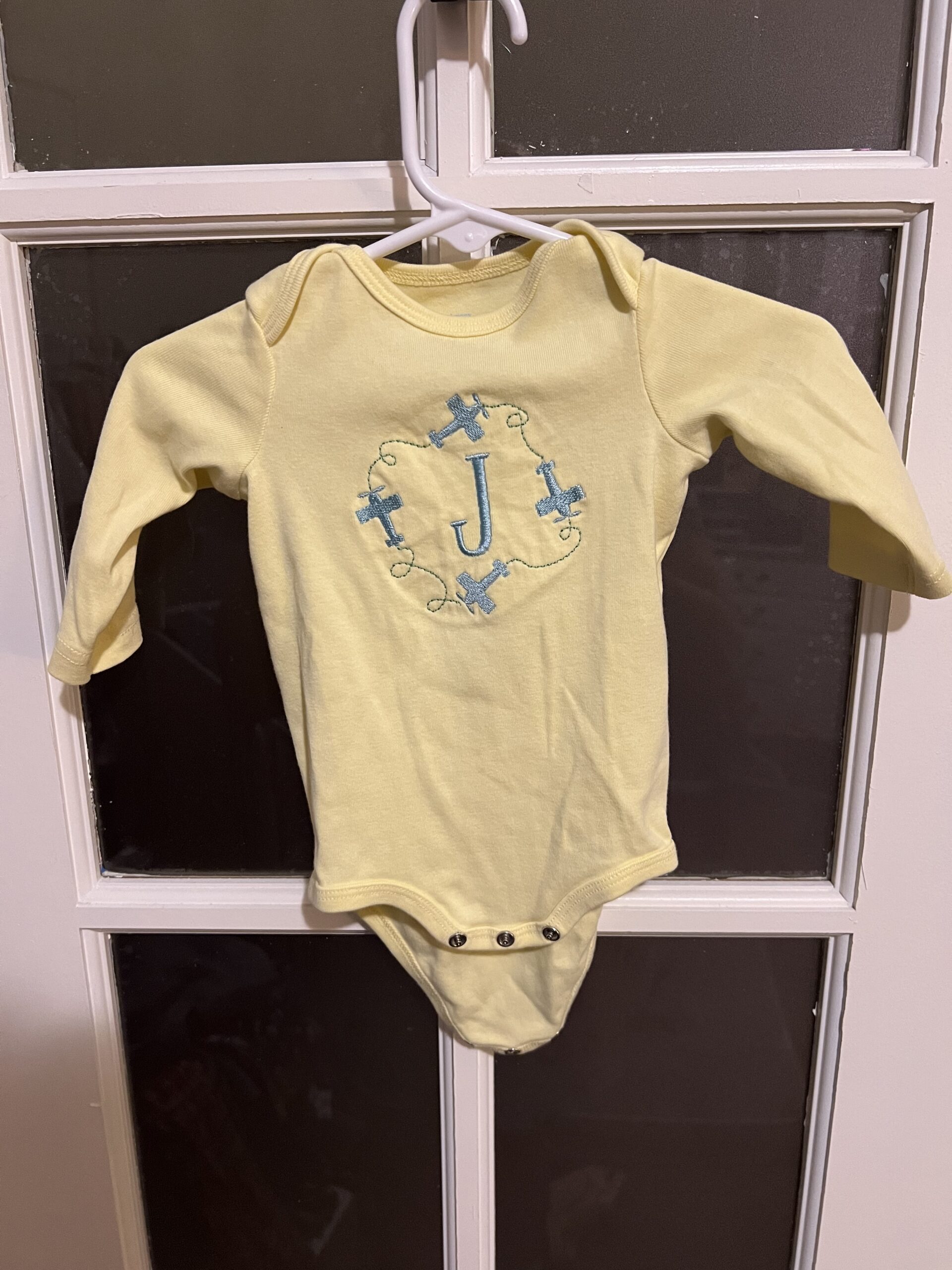 J | 3 Months (0-3M)